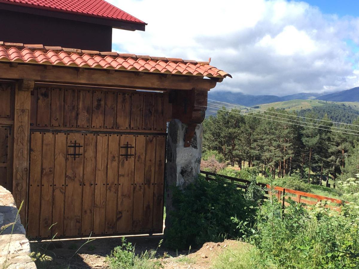 הויוס דל אספינו Cara Norte De Gredos מראה חיצוני תמונה