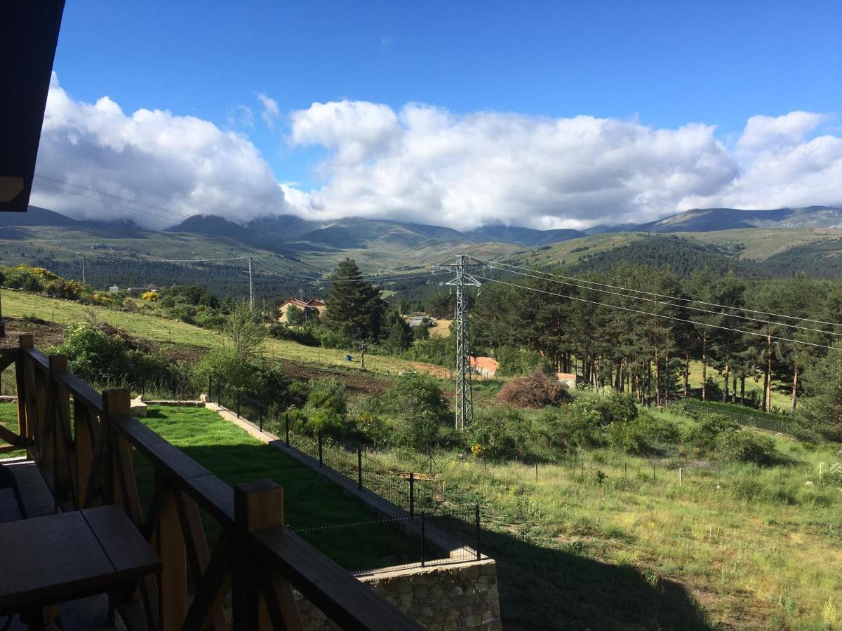 הויוס דל אספינו Cara Norte De Gredos מראה חיצוני תמונה